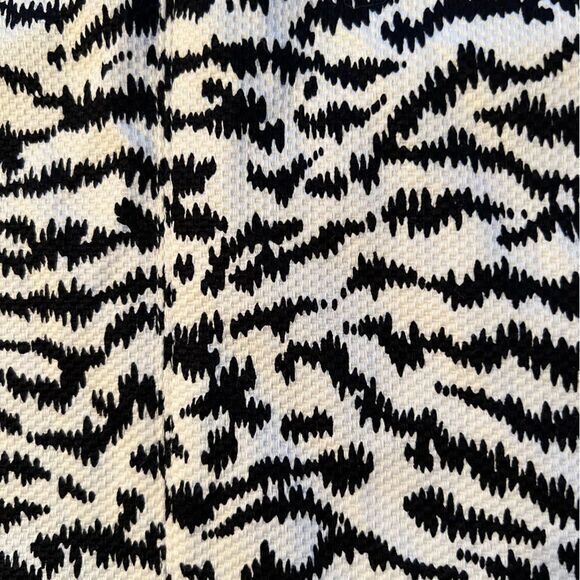 Veronica Beard Midi Seamed Pencil‎ Skirt Womens 12 Black White Tiger Print - Picture 8 of 11